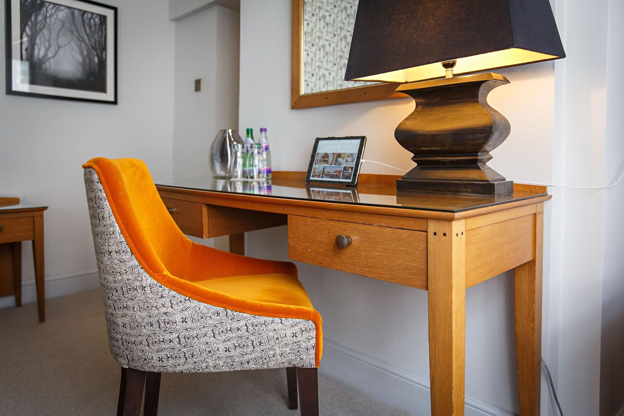 Hotel The Maids Head 4*