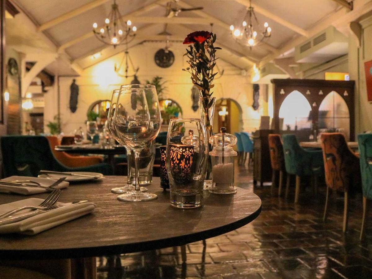 The Maids Head Hotel 4*
